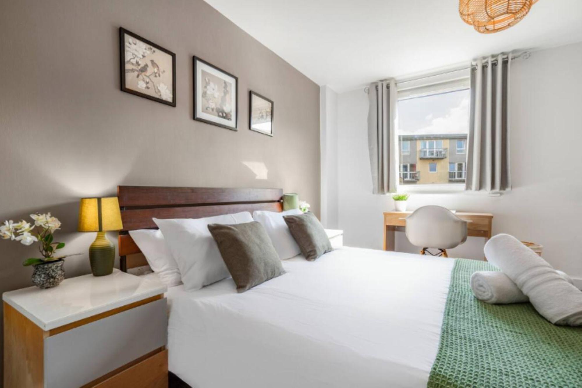 Oriental Suite 2 Bed 2 Bath Netflix And Free Parking, Games- Maihom برمنغهام المظهر الخارجي الصورة