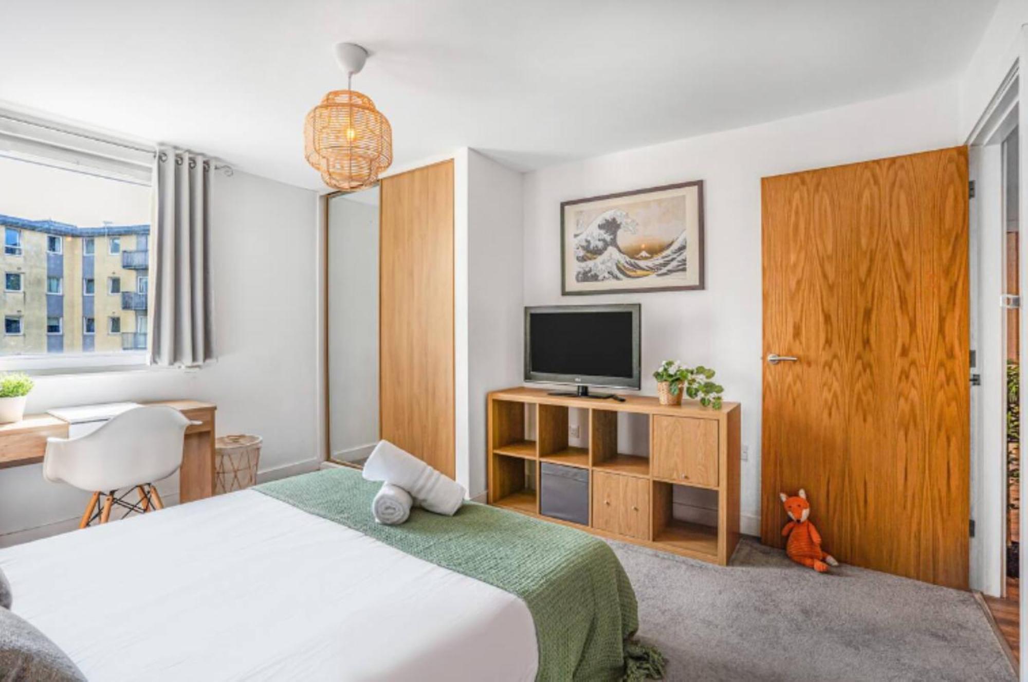 Oriental Suite 2 Bed 2 Bath Netflix And Free Parking, Games- Maihom برمنغهام المظهر الخارجي الصورة