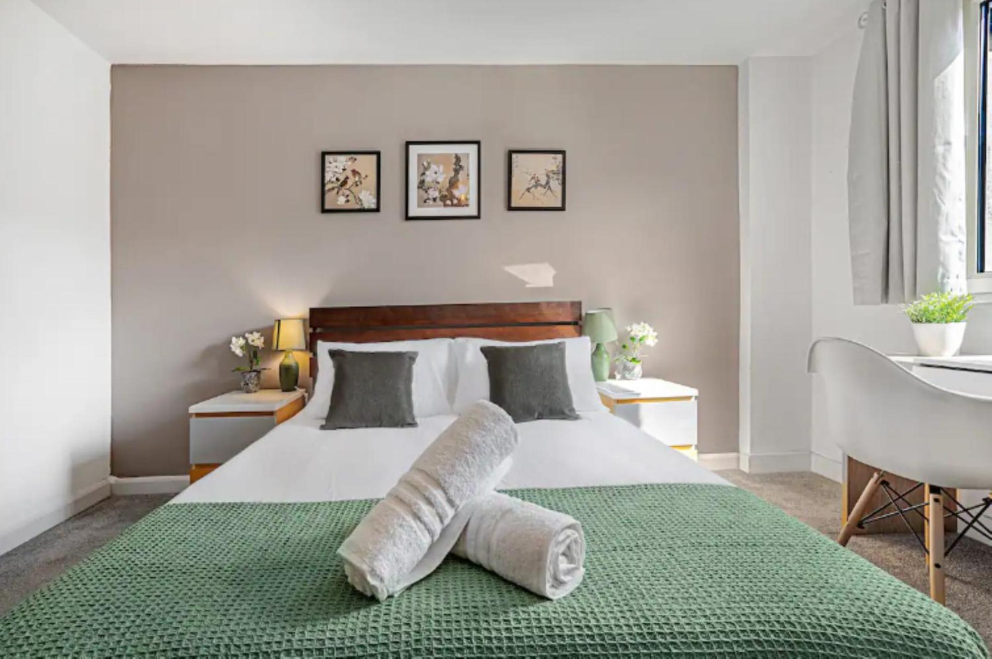 Oriental Suite 2 Bed 2 Bath Netflix And Free Parking, Games- Maihom برمنغهام المظهر الخارجي الصورة